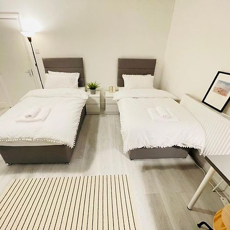 Leytonstone House - Sleepylodge Лондон Екстериор снимка