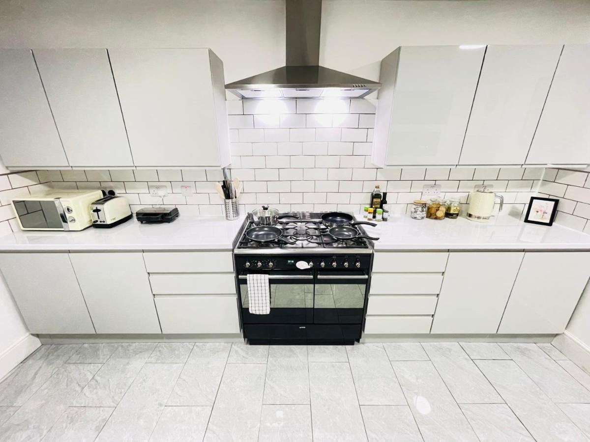 Leytonstone House - Sleepylodge Лондон Екстериор снимка