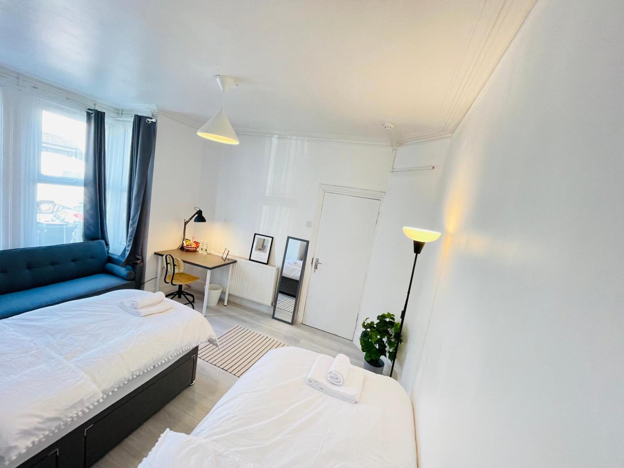 Leytonstone House - Sleepylodge Лондон Екстериор снимка